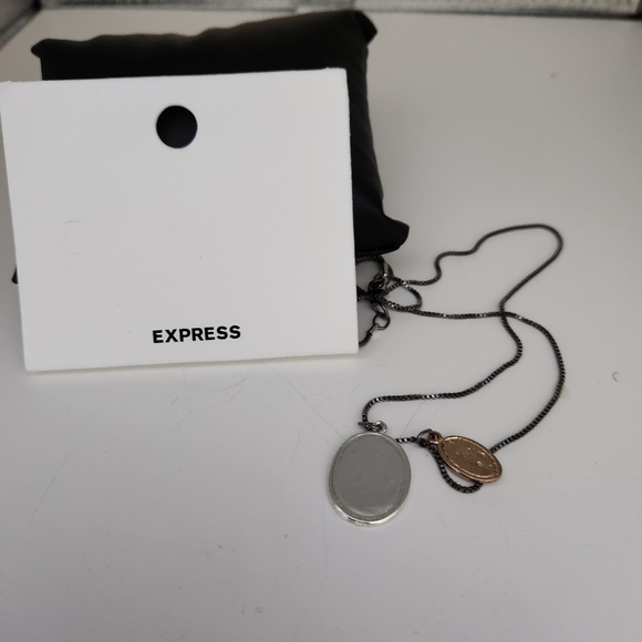 Express Black coated chain with 2 Small medallion charms - Picture 3 of 4